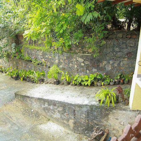 Guruge Guest House Ahangama Exterior foto